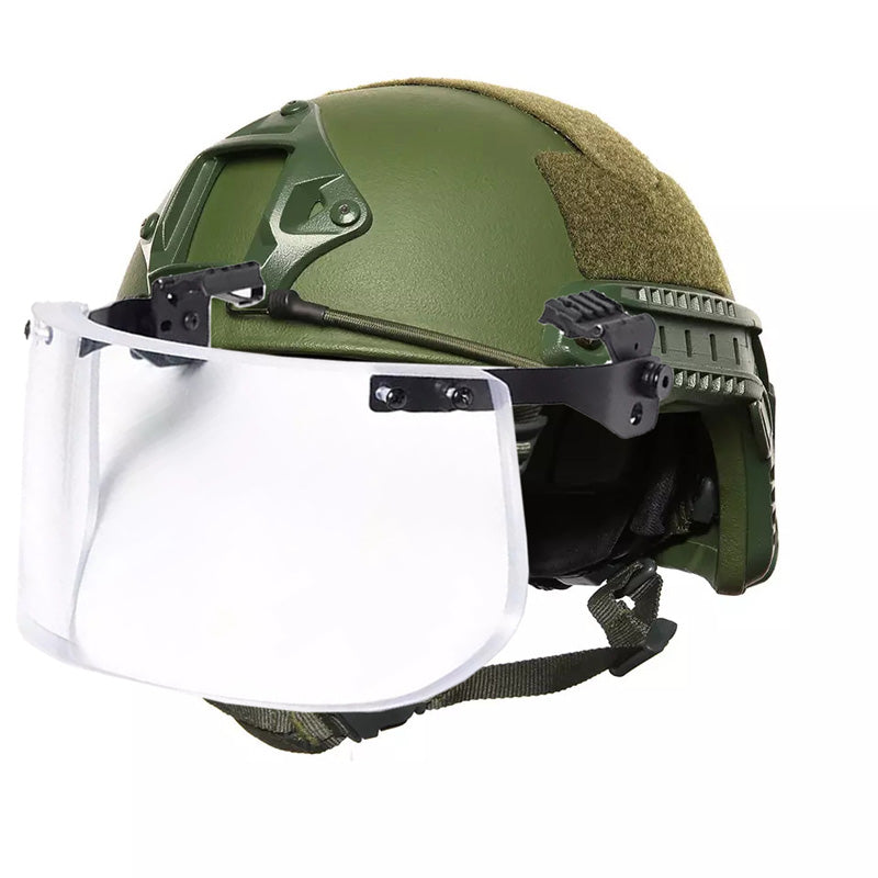 Visière balistique sur casque vert olive