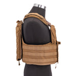 Porte plaque multicam coyote porté profil