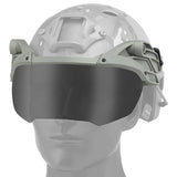 Visière Casque Militaire gris installée