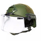 Visière balistique sur casque vert olive